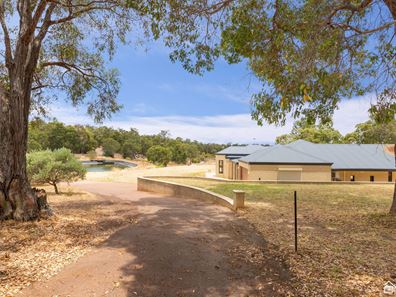 63 Equestrian Avenue, Bedfordale WA 6112