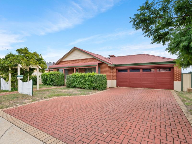 42 Serpentine Meander, Gosnells WA 6110