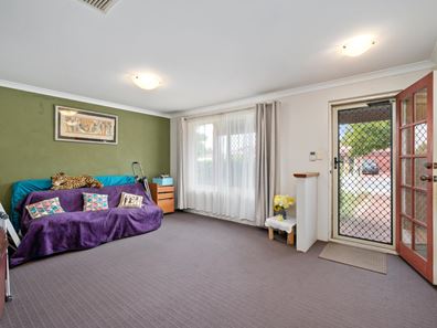 42 Serpentine Meander, Gosnells WA 6110