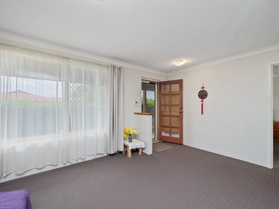 42 Serpentine Meander, Gosnells WA 6110
