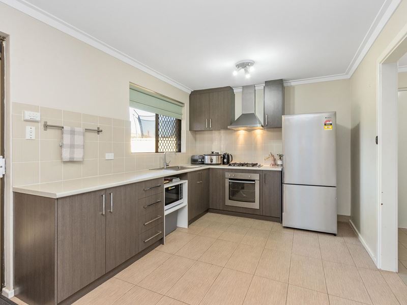 34 Merley Way, Parkwood WA 6147