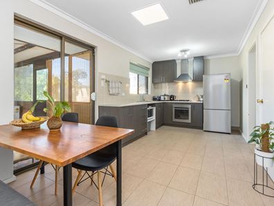 34 Merley Way, Parkwood WA 6147