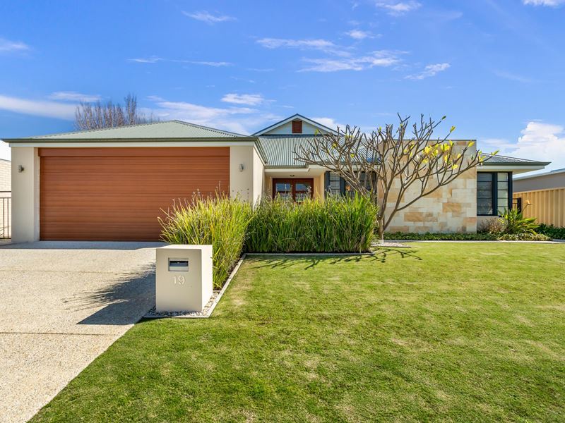19 Greenough Place, Millbridge