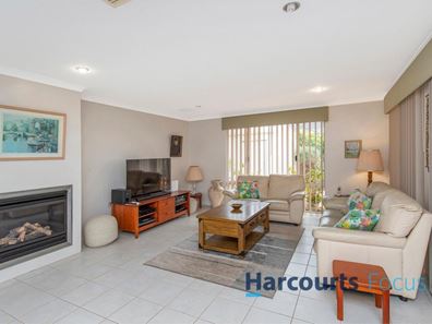 45 Karon Vista, Halls Head WA 6210
