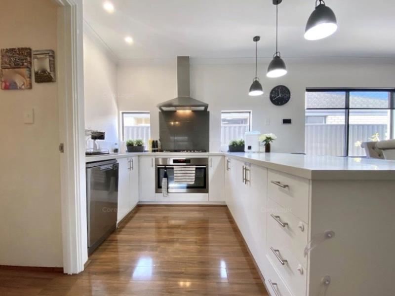 29 Relic Boulevard, Aveley
