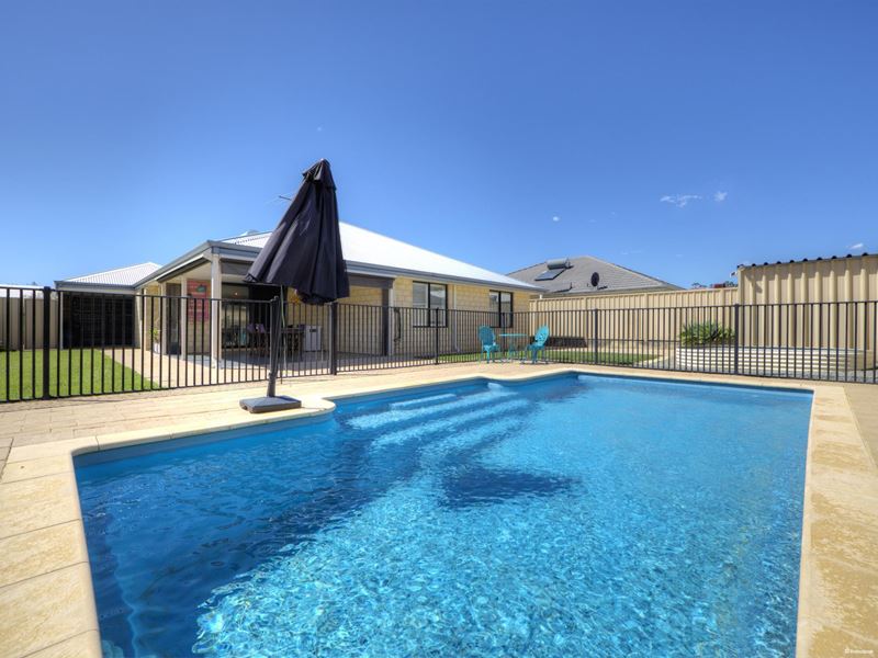 17 Azalea Gardens, Forrestfield