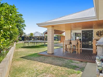 29 Blackberry Ramble, Byford WA 6122