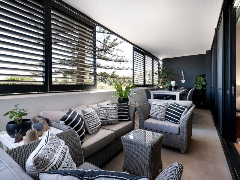 104/1 Davies Road, Claremont