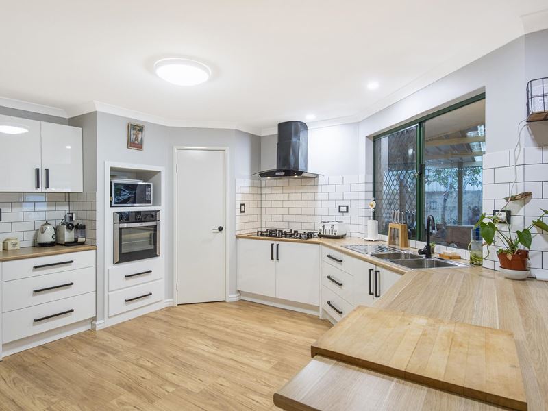 44 Huxtable Tce, Baldivis WA 6171