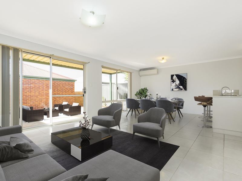 7 Delphi Way, Aveley WA 6069