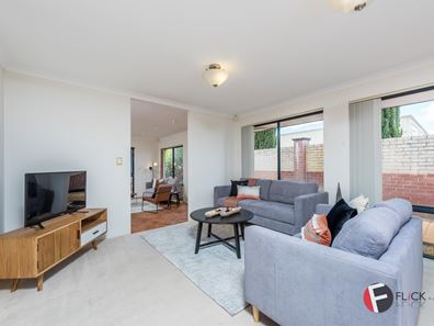 1 Woodspring Trail, Canning Vale WA 6155