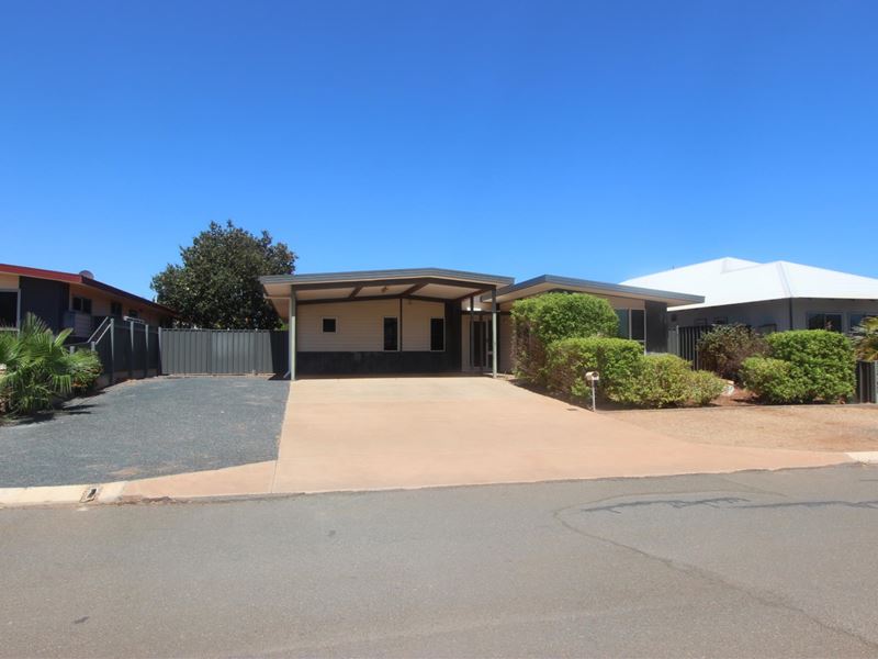 71 Goshawk Circle, Nickol