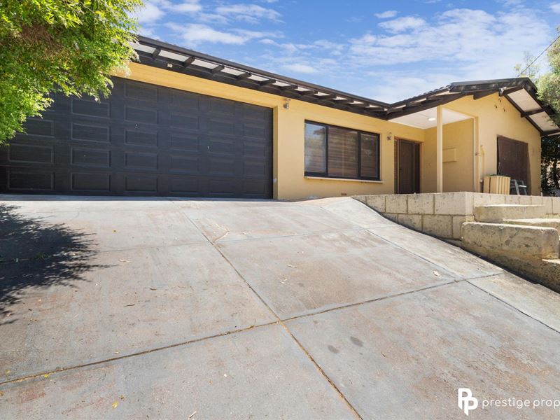 11 Davallia Road, Duncraig