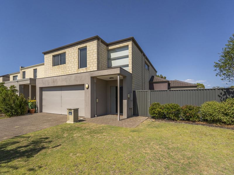 8/1 Ballys Turn, Baldivis