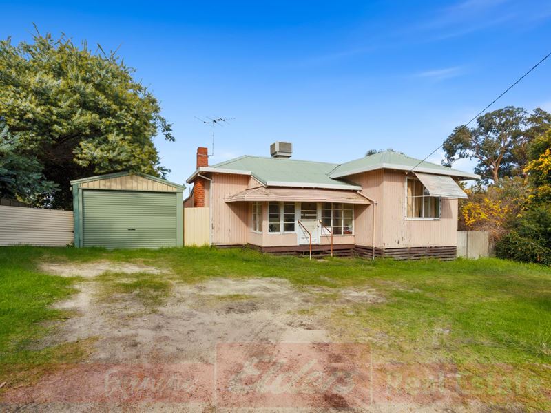 12 Benwell Place, Collie
