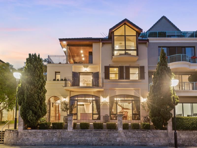 22 Henry Lawson Walk, East Perth
