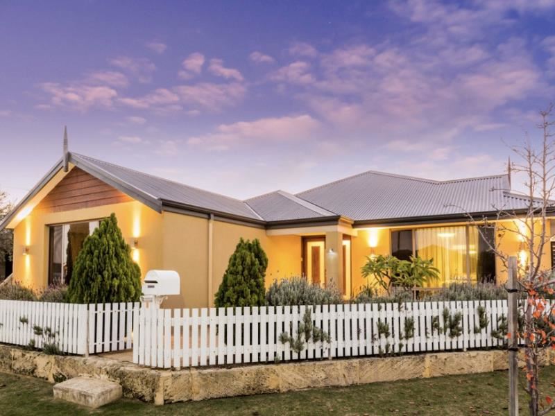 26 Harvest Lakes Boulevard, Atwell