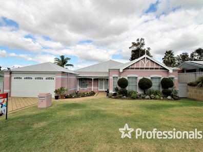 6 Whatman Way, Australind WA 6233