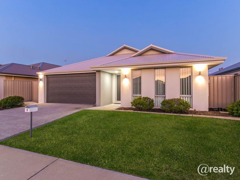 8 Gamboge Avenue, Karnup