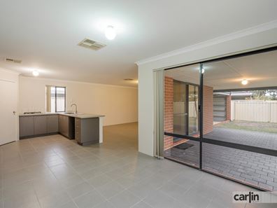 34 Normanby Bend, Success WA 6164