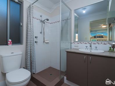 39 Clover Approach, Seville Grove WA 6112