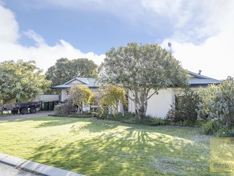 1 Redbank Rise, Clarkson WA 6030