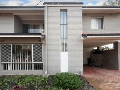 6/18 Selsey Way, Balga WA 6061