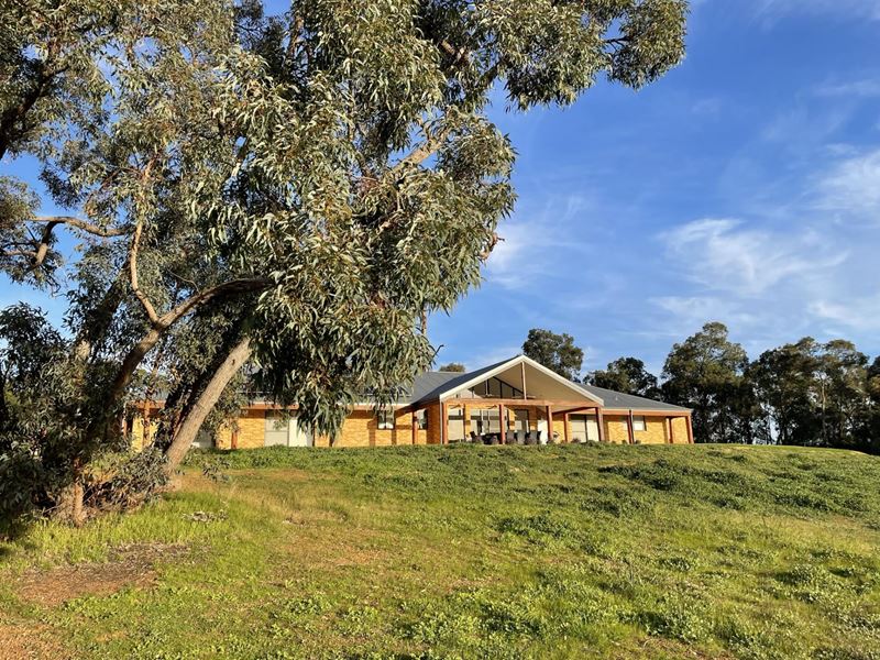 77 Morley Road, Lower Chittering