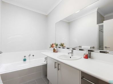 24 Norwood Avenue, Baldivis WA 6171