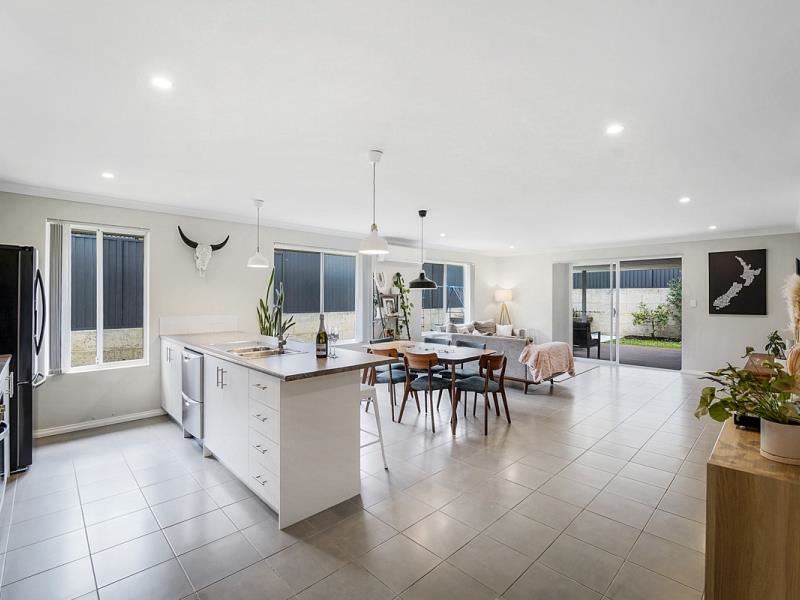 68 Allinson Drive, Girrawheen