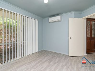 8 Banjo Close, Seville Grove WA 6112