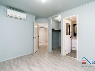 8 Banjo Close, Seville Grove WA 6112