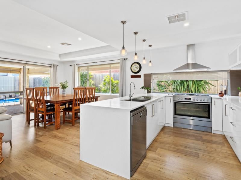 13 Wamberal Way, Burns Beach