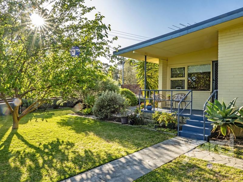2 Treeby Street, Coolbellup