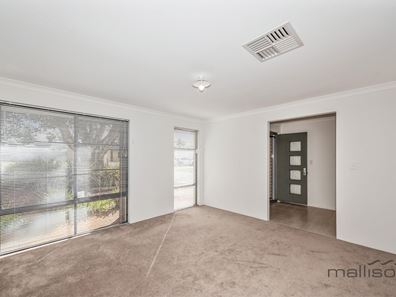 2 Tavistock Crescent, Lynwood WA 6147