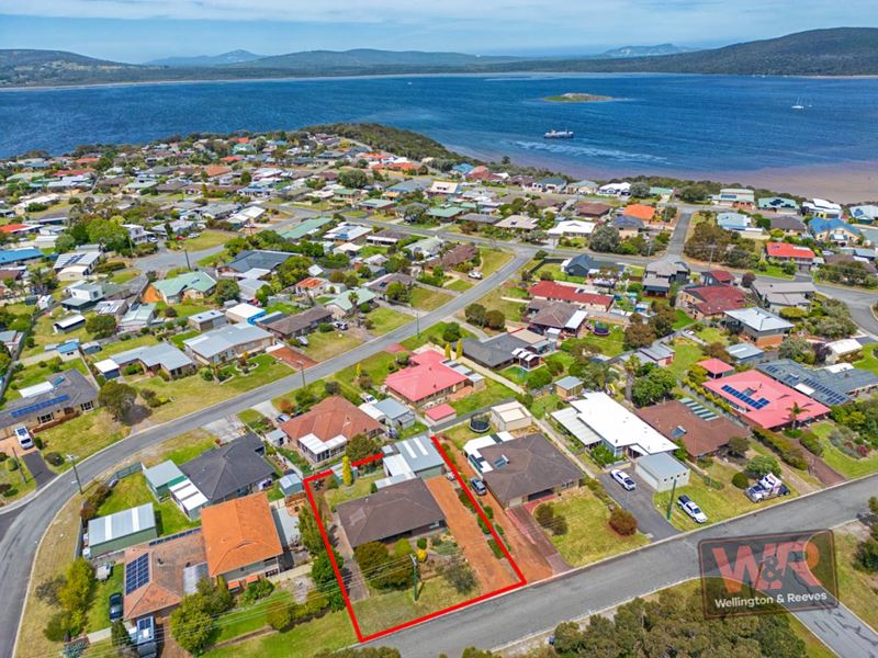 14 Shapcott Street, Bayonet Head