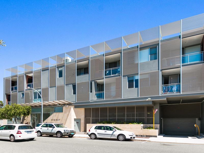30/10 Quarry Street, Fremantle