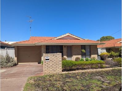 2/17 Stewart Street, Mandurah WA 6210
