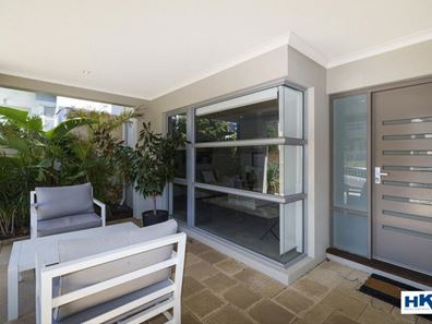 31 Shoreham Turn, Mindarie WA 6030