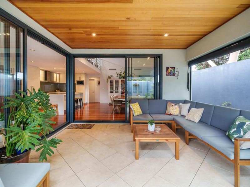6A Laidlaw Street, Hilton