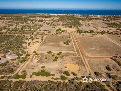 Lot 12 Hall Road, Waggrakine WA 6530