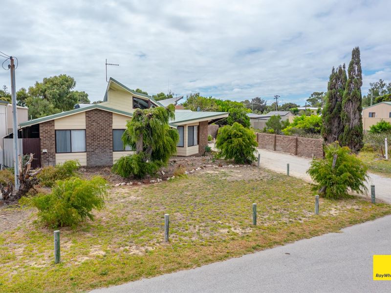 1A Ross Way, Lancelin