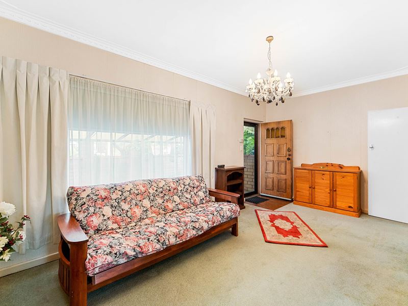 38 Berehaven Avenue, Thornlie