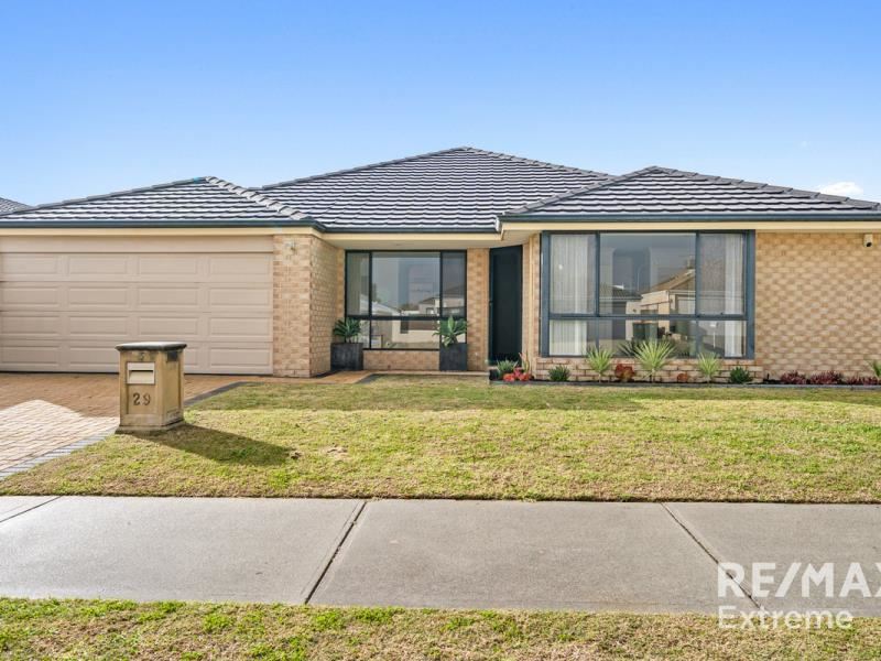 29 Egretta Road, Tapping
