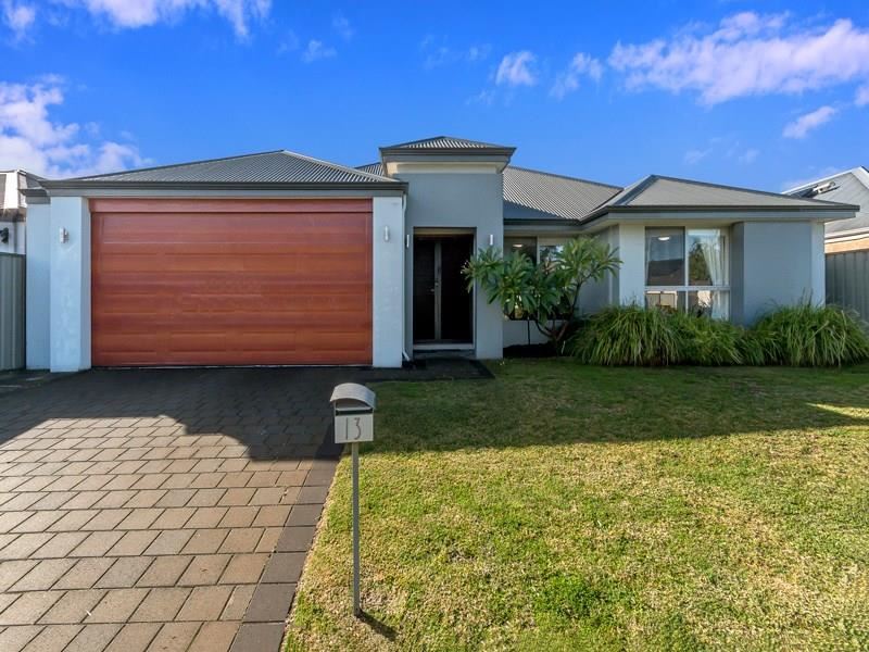 13 Bitalli Bend, Byford WA 6122