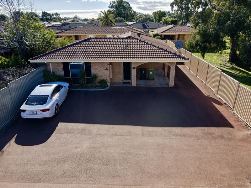 15/9-11 Mallard Way, Cannington WA 6107