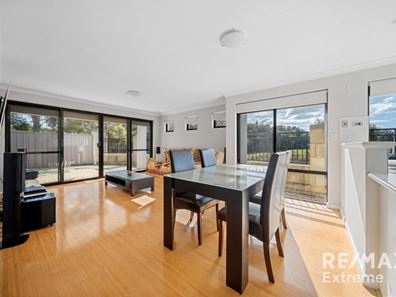 20/15 Crosthwait Circle, Tapping WA 6065