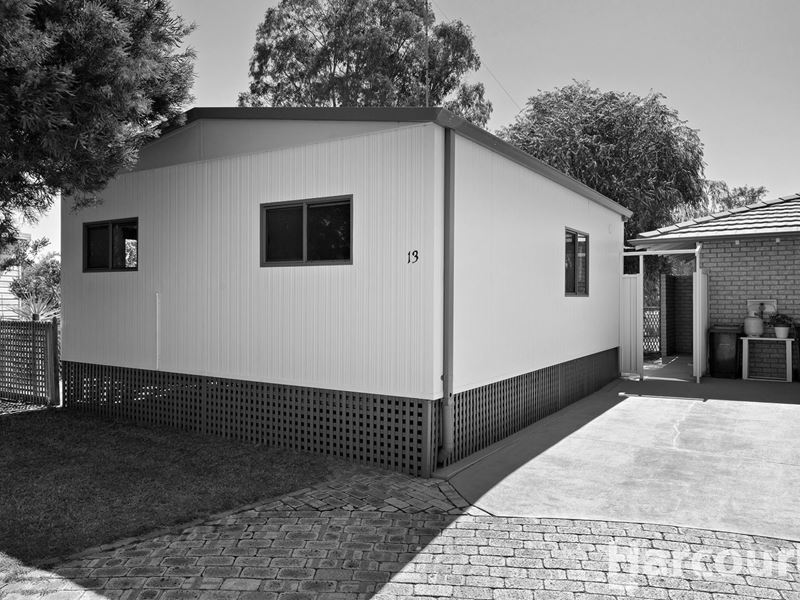 13/490 Pinjarra Road, Furnissdale