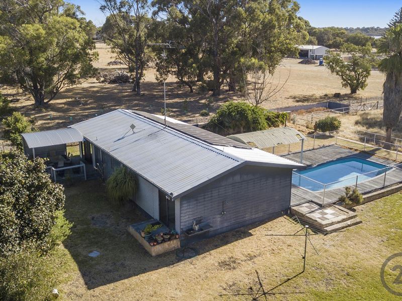 2706 Old Coast Road, Herron