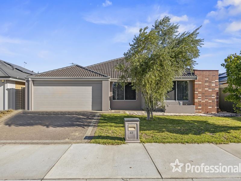 42 Windermere Boulevard, Aveley